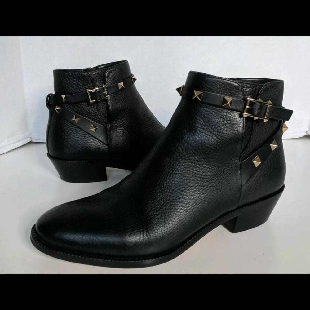 Valentino Garavani rockstud leather boots